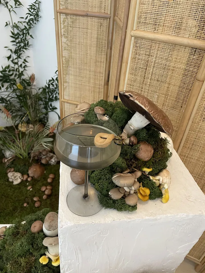 “King Oyster Martini” başlıklı tarifin fotoğrafı (Mushroom Council)