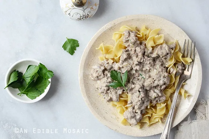 “Mantarlı Etli Stroganof” başlıklı tarifin fotoğrafı (Mushroom Council)