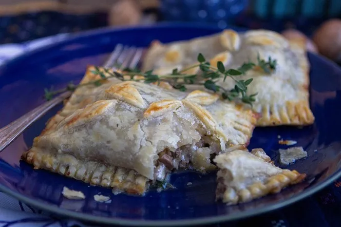 “Mantarlı Küçük Tart” başlıklı tarifin fotoğrafı (Mushroom Council)