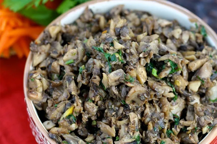“Narenciyeli Mantar Salatası” başlıklı tarifin fotoğrafı (Mushroom Council)