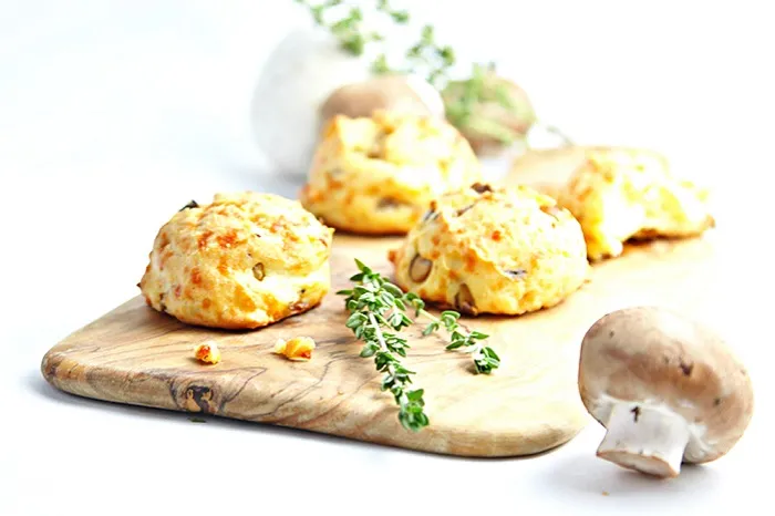 “Peynirli Mantarlı Çörek” başlıklı tarifin fotoğrafı (Mushroom Council)