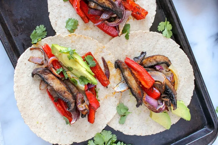 “Tepside Mantarlı Fajita” başlıklı tarifin fotoğrafı (Mushroom Council)