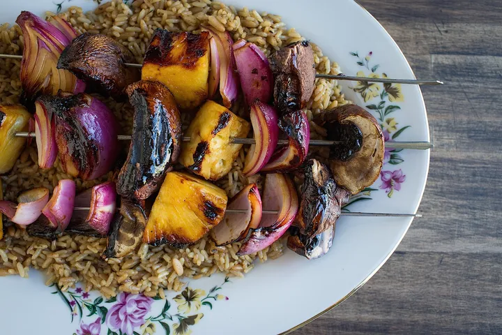 “Teriyaki Mantar Şiş” başlıklı tarifin fotoğrafı (Mushroom Council)